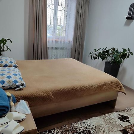 Amanat Guest House 比什凯克 外观 照片