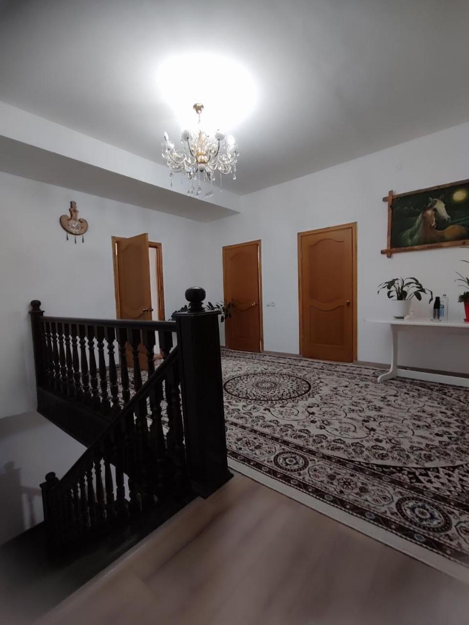 Amanat Guest House 比什凯克 外观 照片