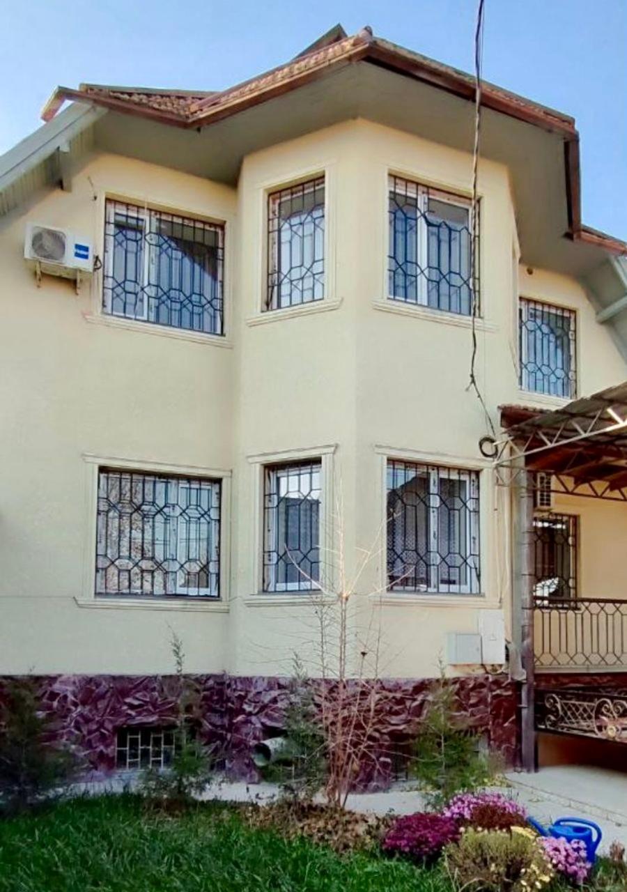 Amanat Guest House 比什凯克 外观 照片